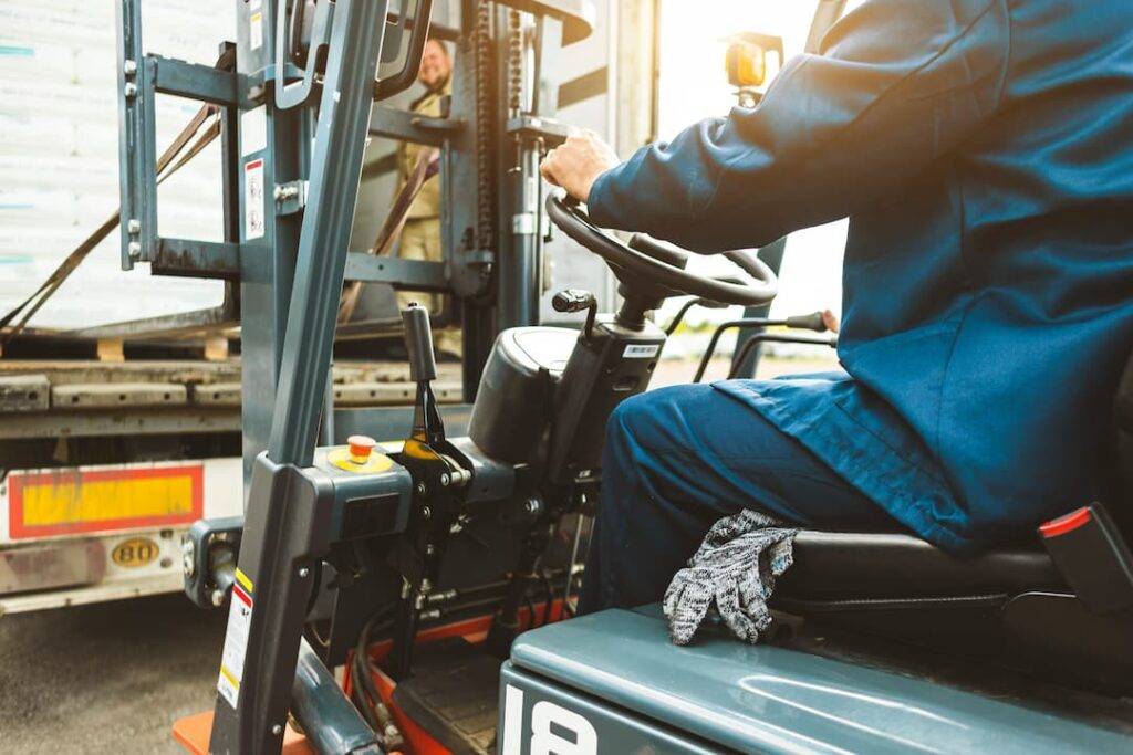 Forklift servicing to prevent steering issues